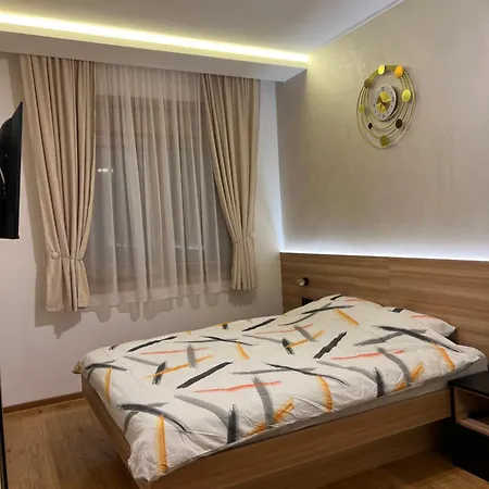 Teodora Apartment *